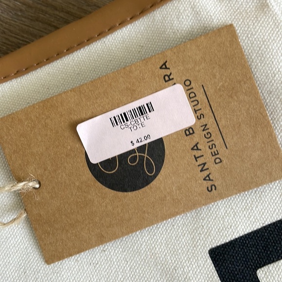 Poolside Tote - Picture 2 of 4